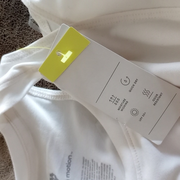 All in motion off-white workout top size small - Picture 6 of 6